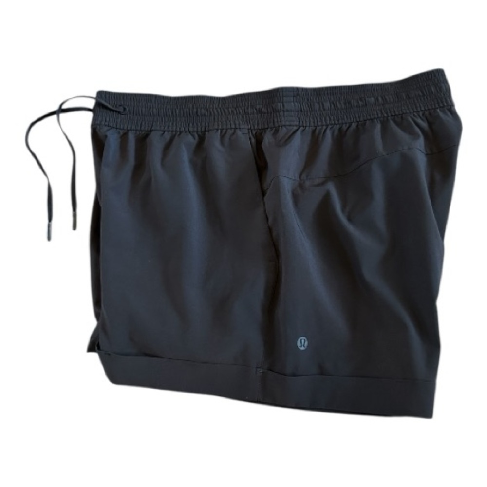 Lululemon Black Athletic Shorts drawcord pockets size 10